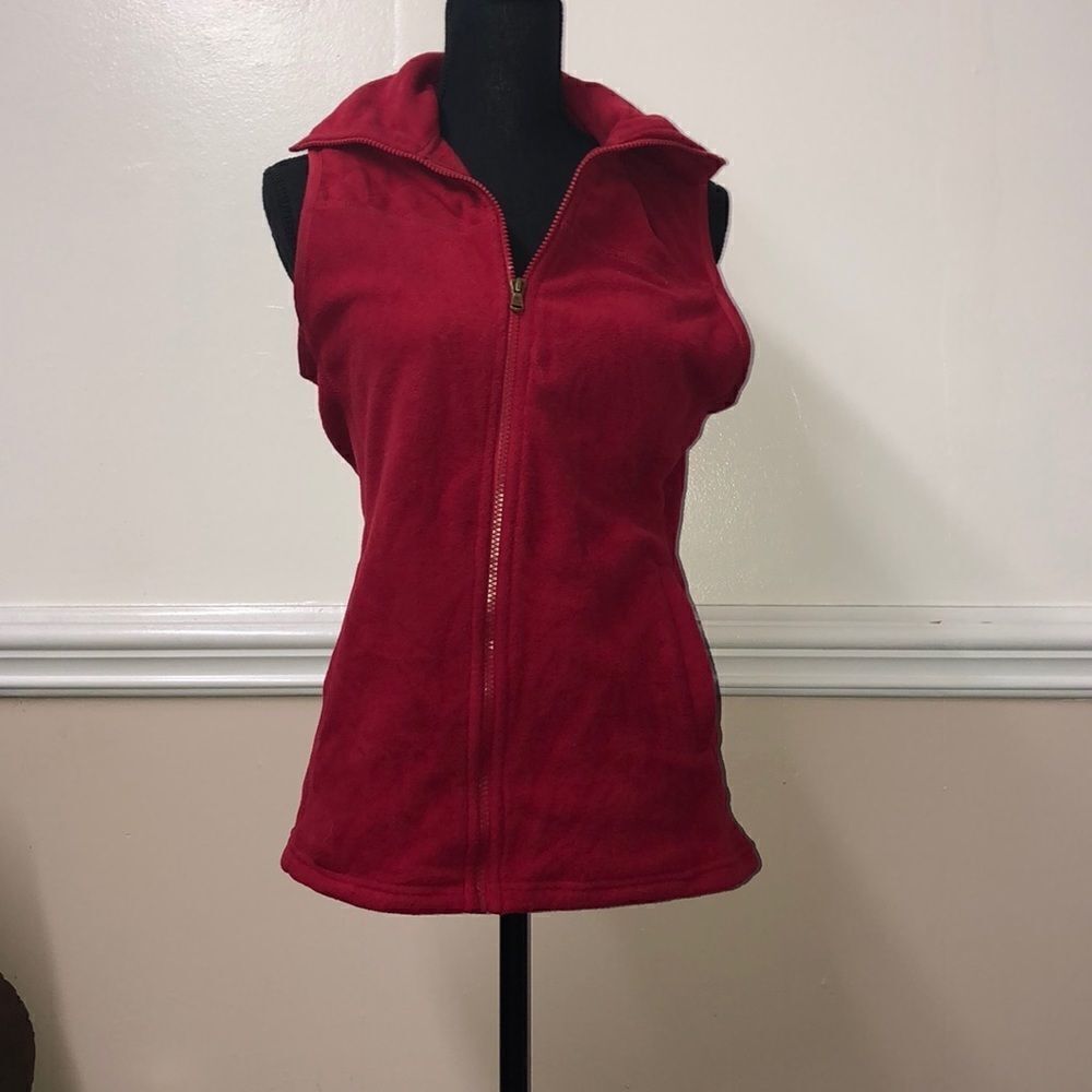 NWT Chaps Holiday Red Vest Size Small